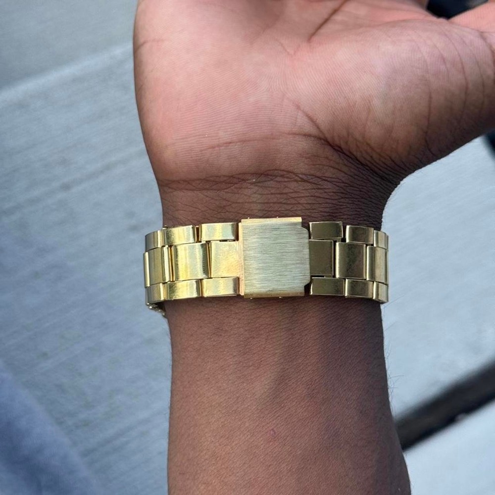 Gold Cream Dial Watch - Picture 4 of 5